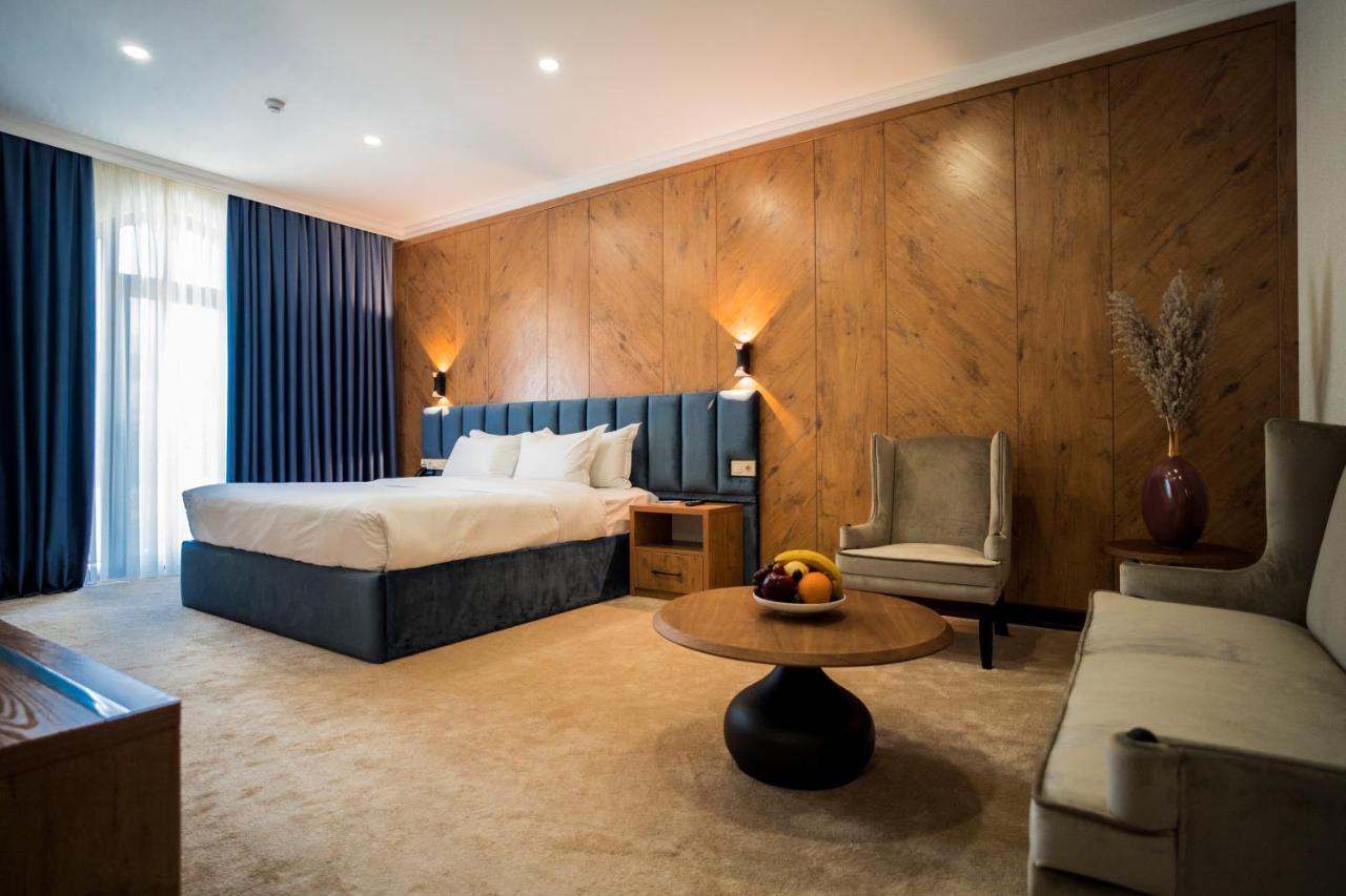 Oscar Boutique Hotel Tasjkent Eksteriør billede