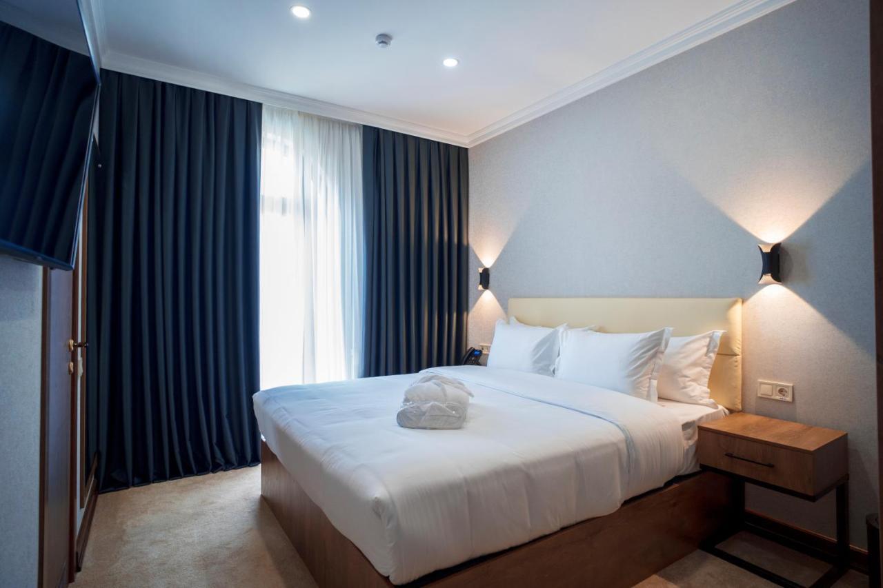 Oscar Boutique Hotel Tasjkent Eksteriør billede